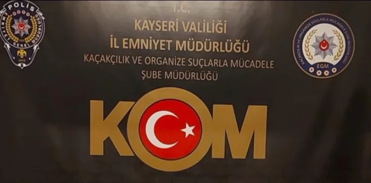 KAYSERİ’DE SİLAH TİCARETİ OPERASYONU: 24 RUHSATSIZ SİLAH ELE GEÇİRİLDİ