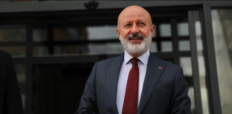“SOSYAL TESİSLERLE HEMŞEHRİLERİMİZİN HAYATINA DEĞER KATIYORUZ”