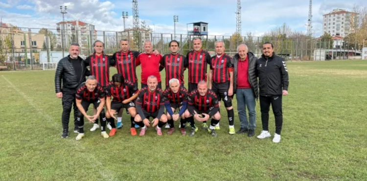 Kayseri Masterler Farklı Kazandı: 5-2