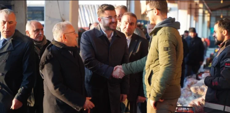 İl Başkanı Okandan Hal Esnafını Ziyaret Etti