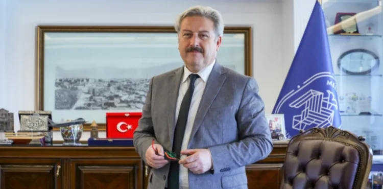 MELİKGAZİ WHATSAPP HATTINA 2025 YILINDA ON BİNLERCE VATANDAŞ ULAŞTI