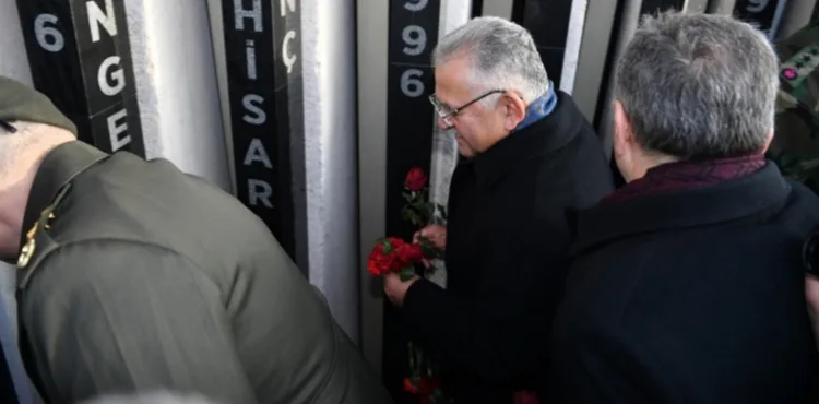 BAŞKAN BÜYÜKKILIÇ: “17 ARALIK, BU MİLLETİN HAFIZASINDAN SİLİNMEYECEK”