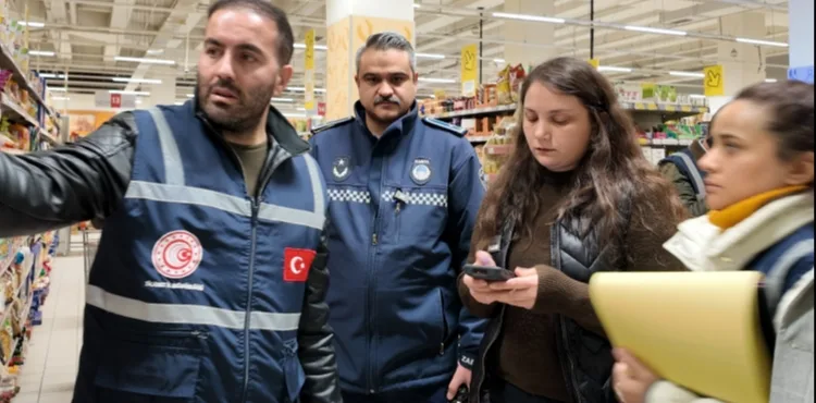 BÜYÜKŞEHİR ZABITASI, ŞEHRİN HUZURU VE DÜZENİ İÇİN DENETİMLERİNE DEVAM EDİYOR