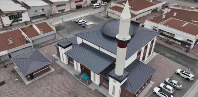 BÜYÜKŞEHİR-HAYIRSEVER İŞ BİRLİĞİYLE BİRDAL CAMİİ İBADETE HAZIR
