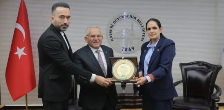 BAŞKAN BÜYÜKKILIÇ’TAN KAYSERİ’DE BİRLİK VE İSTİŞARE MESAJI