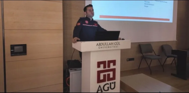 BÜYÜKŞEHİR’DEN AGÜ’DE AFET FARKINDALIK VE YANGIN EĞİTİMİ