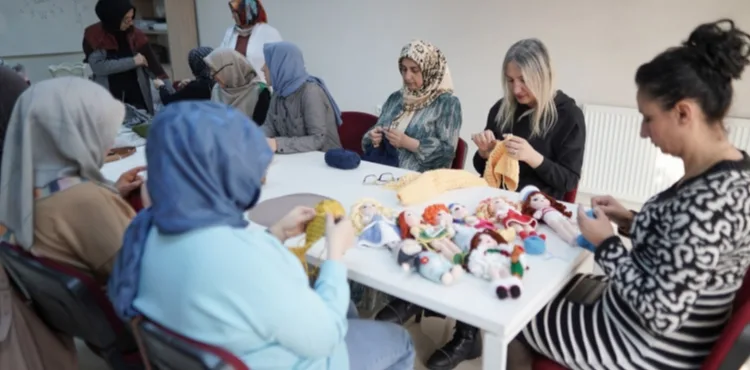 ATÖLYE MELİKGAZİ BİNLERCE KURSİYERE HİZMET VERİYOR