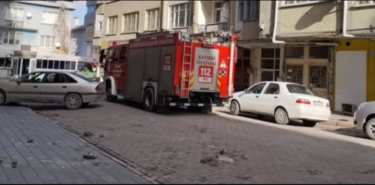 Kayseri'de elektrikli ısıtıcı yangını