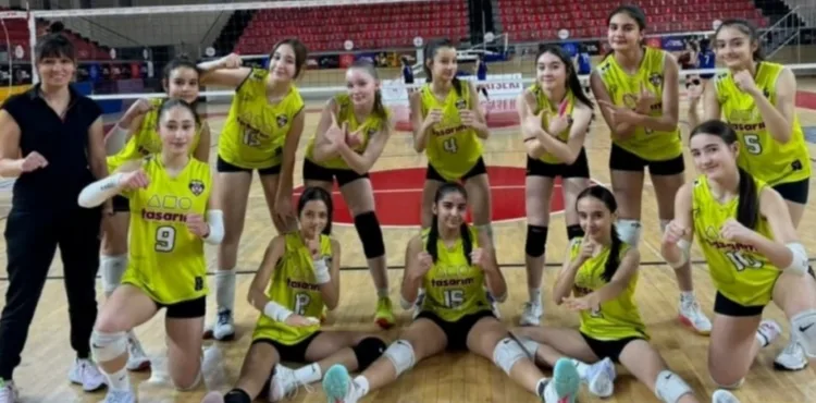 Midi Kızlar Süper Ligi’nde iki karşılaşma oynandı