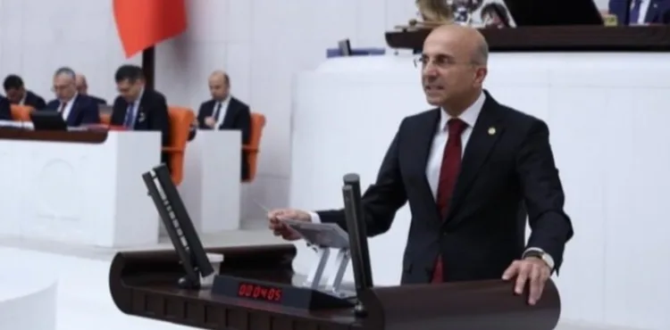 CHP’li Genç: Gelirle değil, borçla hayatta kalınıyor