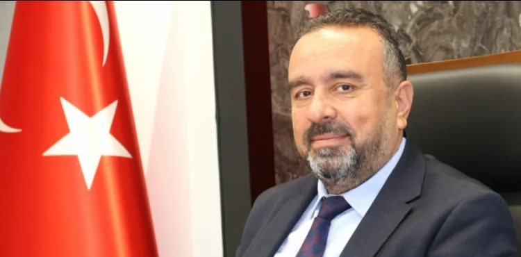 Acısıyla tatlısıyla, zorluklarıyla, güzellikleriyle bir yılı daha geride bırakıyoruz.