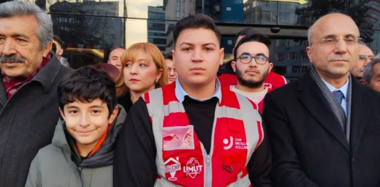 CHP Gençlik Kolları İl Başkanı Çakmak: Geçim mücadelesi veren gençler tehdit değildir