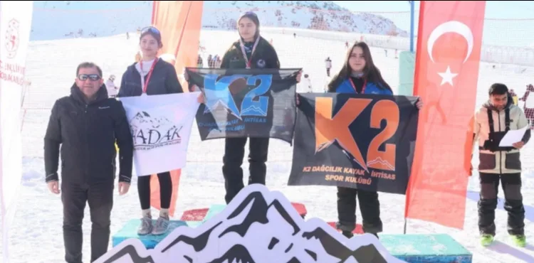 Snowboard İl Birinciliği müsabakaları tamamlandı