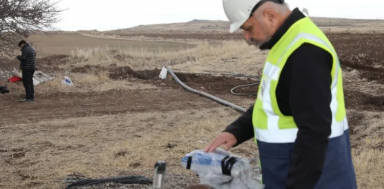 BAŞKAN BÜYÜKKILIÇ: “6 MAHALLEDE SU KAPASİTESİNİ ARTIRIYORUZ”
