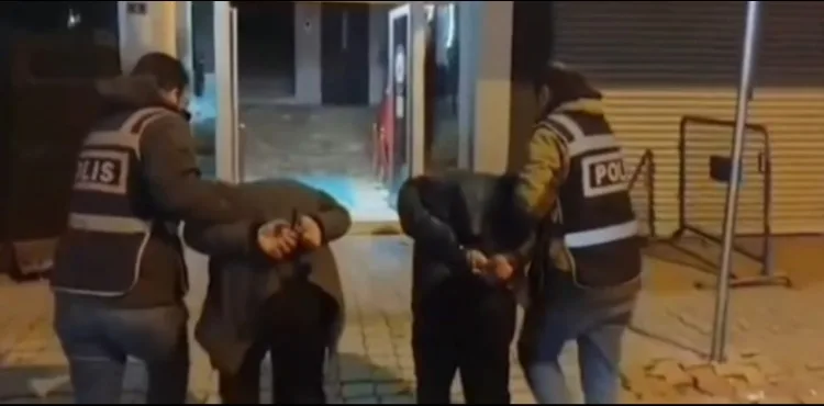 İşyerinden hırsızlık yapan 2 şüpheli tutuklandı