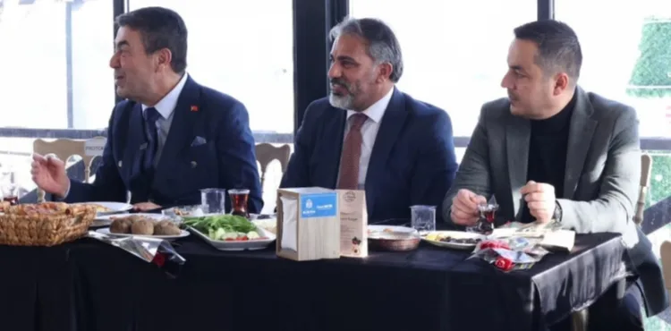 Başkan Metin, gazetecilerle bir araya geldi