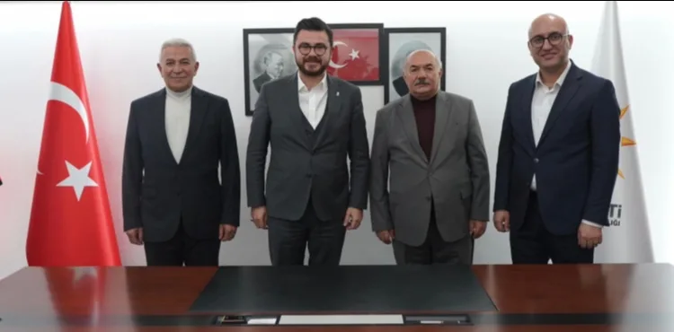 AK Parti Kayseri teşkilatının 3 ilçesinde görev değişikliği