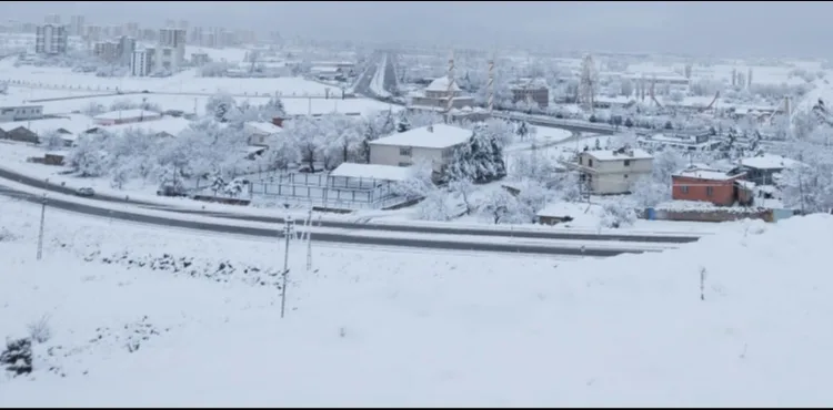 Kayseri beyaza büründü