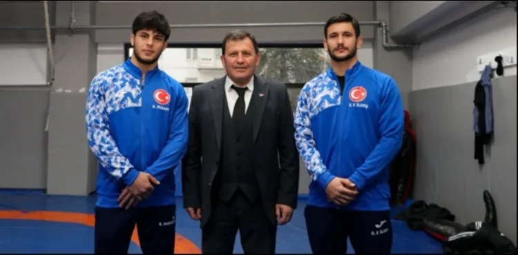 İl Müdürü Kabakcı, güreş sporcularıyla bir araya geldi