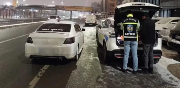 Trafik kurallarına uymayan sürücülere 244 bin TL’yi aşan ceza