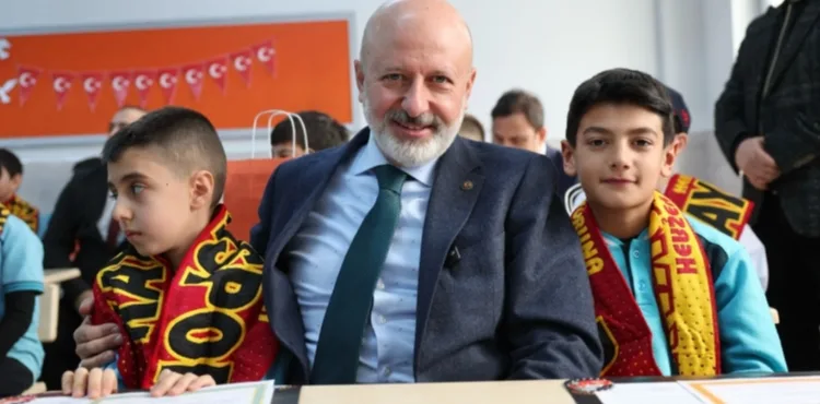 “TÜRKİYE’NİN GELECEĞİ OLAN EVLATLARIMIZIN EĞİTİMİ İÇİN VAR GÜCÜMÜZLE ÇALIŞIYORUZ”
