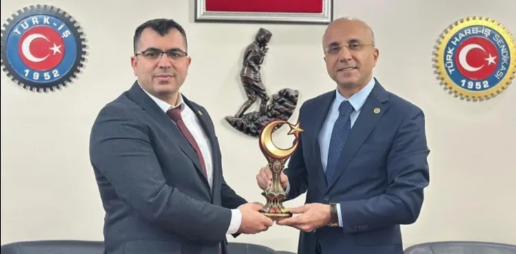 CHP Kayseri Milletvekili Aşkın Genç’ten Harb-İş Sendikası’na ziyaret