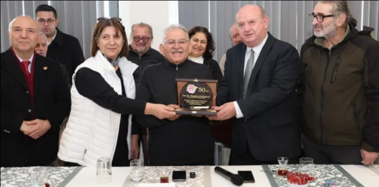BÜYÜKKILIÇ, ADANA ÇUKUROVALI 70’E YAKIN GAZETECİ İLE BULUŞARAK KAYSERİ’Yİ TANITTI