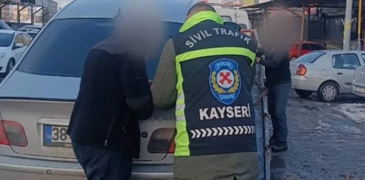 Trafik kurallarına uymayan 2 sürücüye 142 bin TL ceza