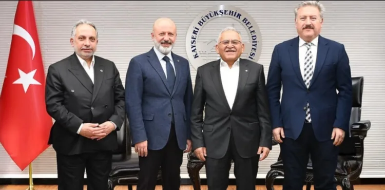 BAŞKAN BÜYÜKKILIÇ’TAN METROPOL İLÇE BELEDİYE BAŞKANLARI İLE İSTİŞARE TOPLANTISI