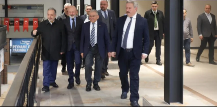 TÜRKİYE’DE ÖRNEĞİ OLMAYAN “ÇARŞI MELİKGAZİ”YE BAŞKANLARDAN ZİYARET