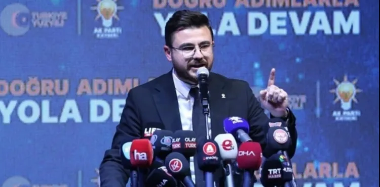 Ey CHP…! Kendi gündeminizi değiştirmek için tiyatro yapmayın