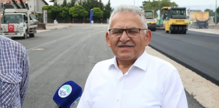 BÜYÜKŞEHİR’DEN ULAŞIMA 1 MİLYAR TL’Yİ AŞAN DEV SICAK ASFALT YATIRIMI
