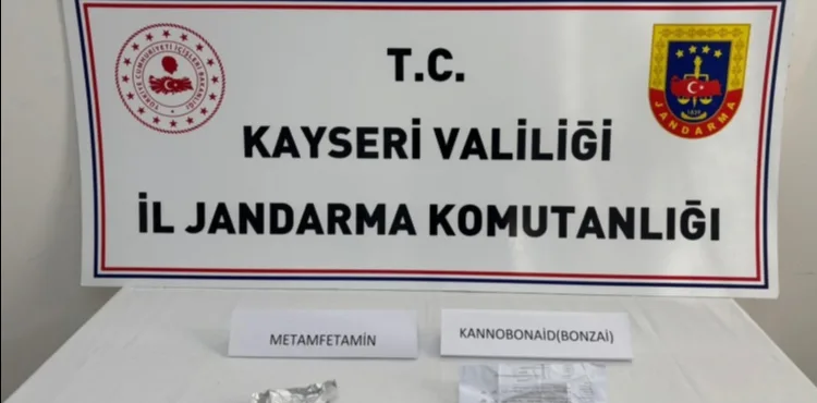 Kayseri'de uyuşturucu operasyonu: 2 gözaltı