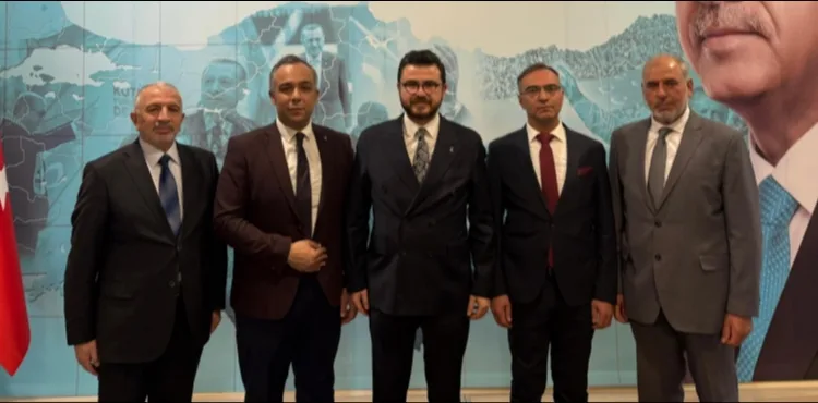 AK Parti’de 3 ilçe başkanlığına yeni atamalar yapıldı