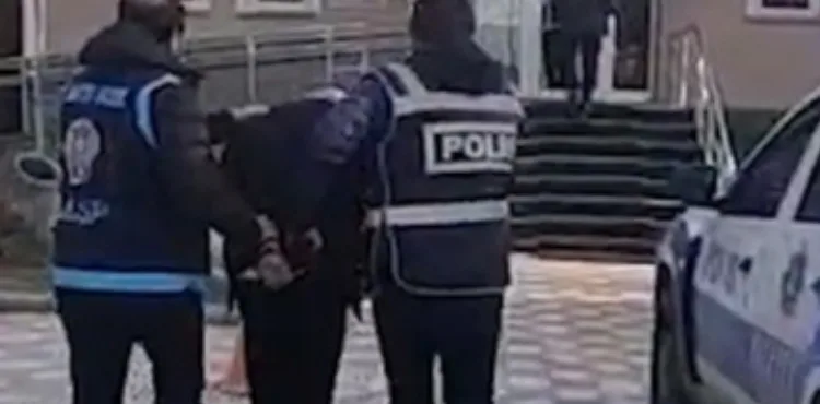 Kayseri’de yol verme kavgasında 3 gözaltı