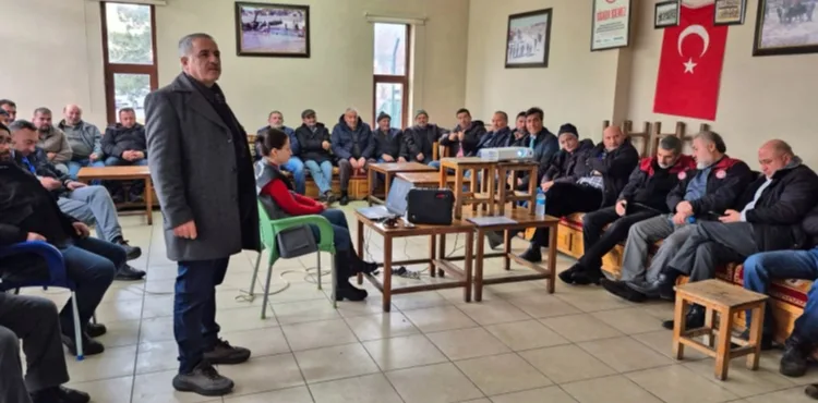 TALAS’TA ÇİFTÇİYE EĞİTİMLER SÜRÜYOR