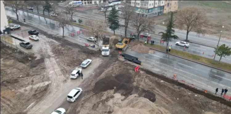 BÜYÜKŞEHİR’DEN KARTAL KAVŞAĞI’NA 22,6 MİLYON TL’LİK GÜÇLÜ ALTYAPI DESTEĞİ