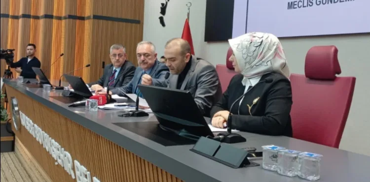 Büyükşehir meclisinde 57 gündem maddesi karara bağlandı