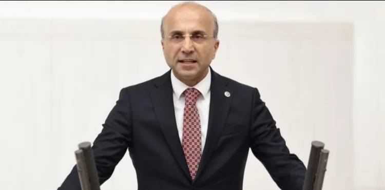 CHP’li Aşkın Genç: Kim yaparsa yapsın, Kayseri’ye faydalı her adımı destekleriz