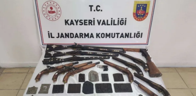 Kayseri’de “Anadolu Mirası” operasyonunda 80 tarihi eser ele geçirildi