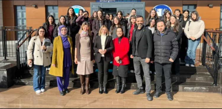 BÜYÜKŞEHİR’İN BİLİŞİM AKADEMİSİ, SCIENTIX 2026’YA EV SAHİPLİĞİ YAPTI: GELECEĞİN KODLARINI KADINLAR YAZIYOR