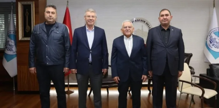 Kayseri Şeker Yönetiminden Başkan Büyükkılıç’a Nezaket Ziyareti