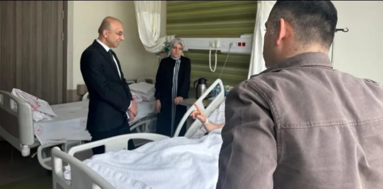 CHP'li Genç'ten operasyonda yaralanan polis memuruna ziyaret
