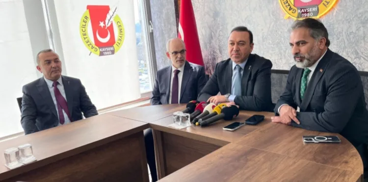 Sahada gördüğümüz tablo, Anahtar Parti’nin bir baraj sorunu olmadığı yönündedir