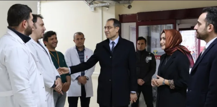 İl Sağlık Müdürü Erşan, Develi’de hekimlerle bir araya geldi