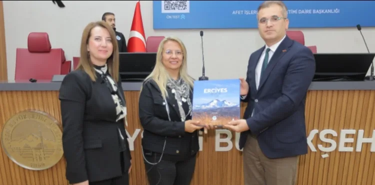 BÜYÜKŞEHİR’DEN “AFETLERDE BULAŞICI HASTALIKLARDAN KORUNMA” EĞİTİMİ