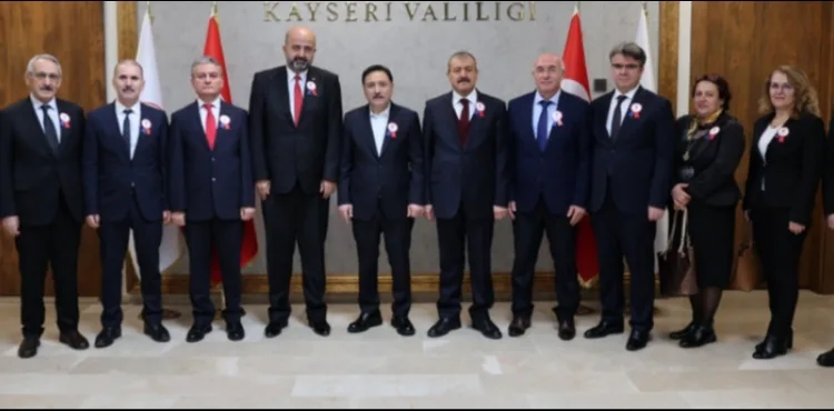 Defterdarlık heyetinden Vergi Haftası’nda Vali Çiçek’e ziyaret
