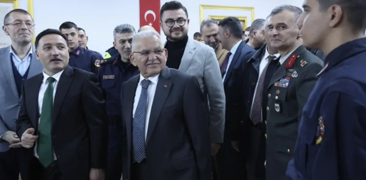 BAŞKAN BÜYÜKKILIÇ, KAHRAMAN JANDARMALARLA İFTAR SOFRASINDA BULUŞTU