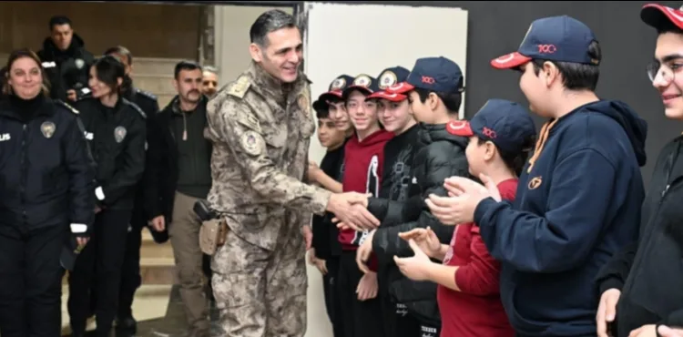 Emniyet Müdürü Aydın’dan şehit polis memurunun oğluna doğum günü sürprizi
