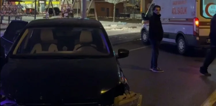Kayseri'de iki otomobil çarpıştı: 1 yaralı